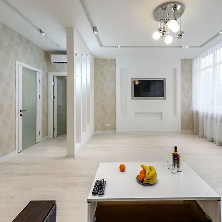 Apartment 130 м з терасою в аркадії 1010 Fainorent