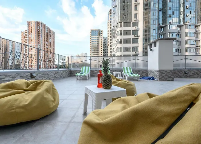 с террасой 80 м в аркадии Appartement Odessa