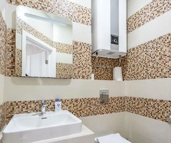 с террасой 80 м в аркадии Appartement Odessa