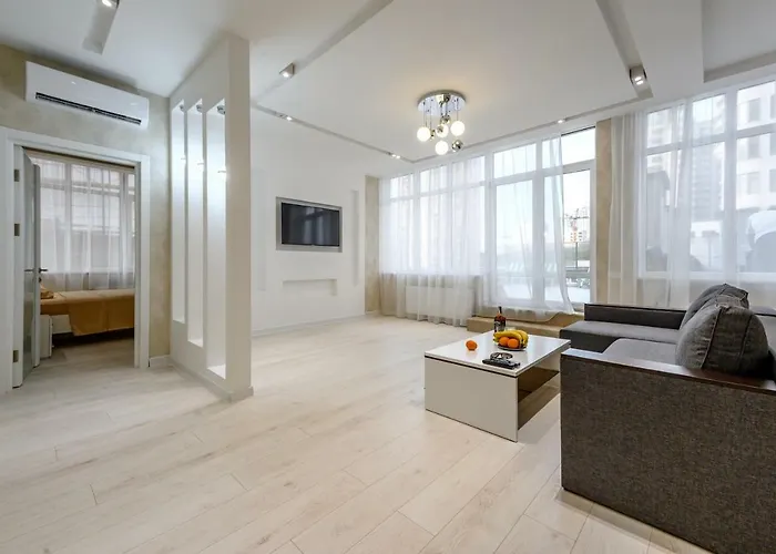 с террасой 80 м в аркадии Appartement