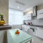 с террасой 80 м в аркадии Apartment