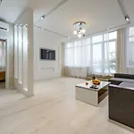 с террасой 80 м в аркадии Apartment